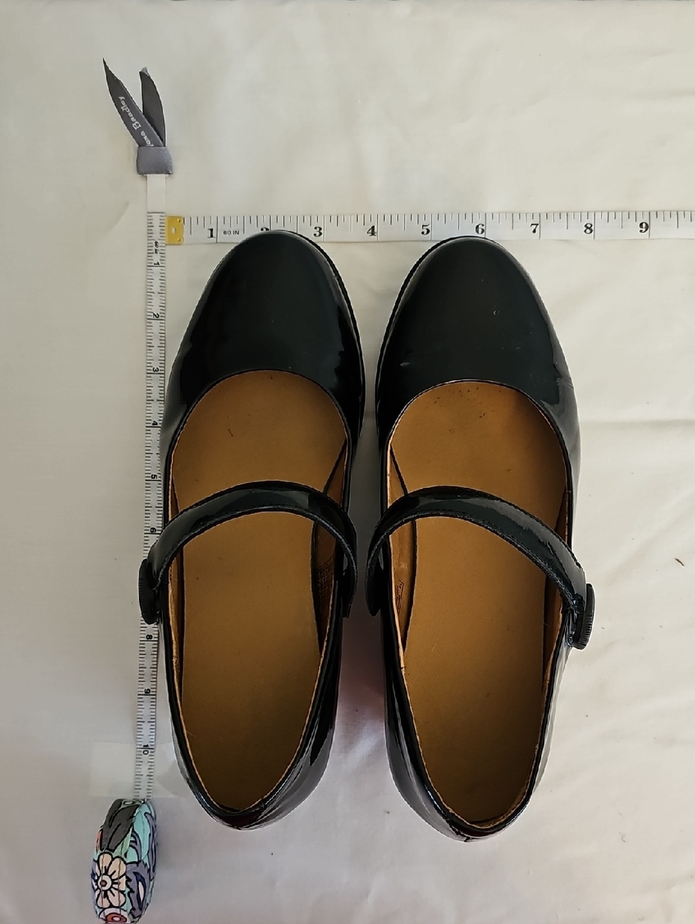 Dr.Comfort Classic Mary Jane Flats in Black 8W Adjustable Strap